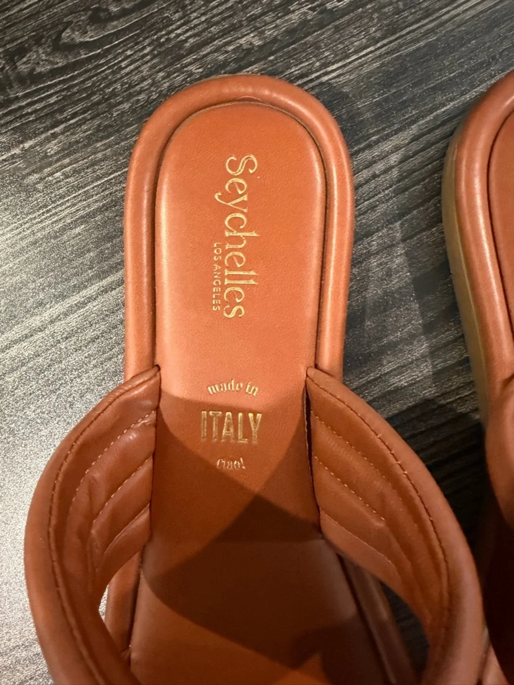 Seychelles Cape May Sandal. Size 8. - Picture 3 of 4